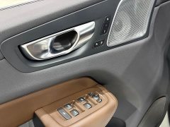 Volvo XC60 Plug-in Hybrid T8 Plug-in Hybrid Long-Range AWD Ultimate Luxury - фото 15