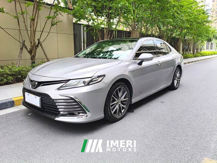 Toyota Camry 2021 2.5G Deluxe Edition