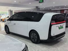Li Auto Ideal MEGA 2024 Ultra - фото 4