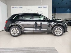 Audi Q5L 40T luxury and dynamic - фото 3