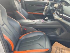Changan UNI-V 1.5T premium - фото 8