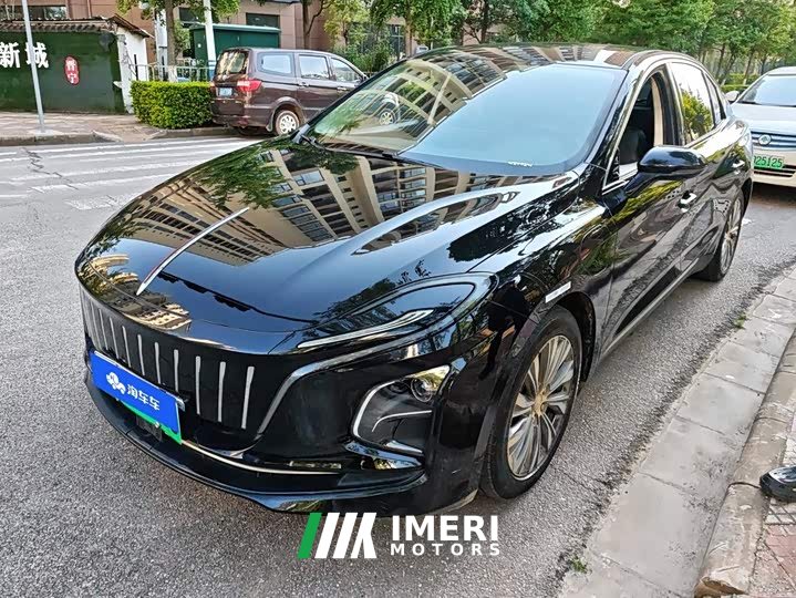 Hongqi E-QM5 500km Edition - автомобиль из Китая