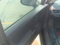 Hongqi E-QM5 Edition - фото 7