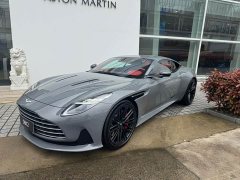 Aston Martin DB12 4.0T V8 Coupe - фото 1