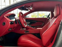 Aston Martin DB12 4.0T V8 Coupe - фото 12