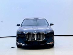 BMW 7 Series 2023 735Li M Sports Package - фото 4