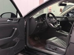 Volkswagen Magotan 2020 330TSI DSG Leading Edition - фото 9