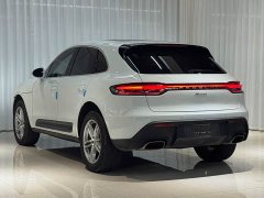 Porsche Macan 2.0T - фото 7