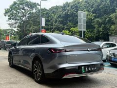Baojun Xiangjing plug-in hybrid 140km luxury version - фото 10