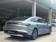 Baojun Xiangjing plug-in hybrid 140km luxury version - фото 12
