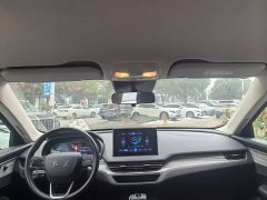 Hongqi E-QM5 2023 basic travel version - фото 10