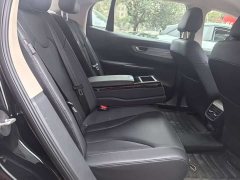 Hongqi E-QM5 2023 basic travel version - фото 16