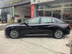 Hongqi E-QM5 2023 basic travel version - фото 4