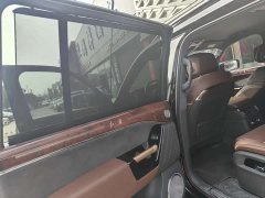 Hongqi Golden Sunflower Guoyao 4.0T elegant flag version 6 seats - фото 17