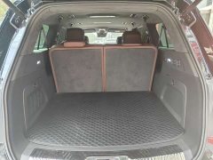 Hongqi Golden Sunflower Guoyao 4.0T elegant flag version 6 seats - фото 19