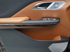 Hongqi HQ9 2023 2.0T Zhilian Qichang Edition - фото 5