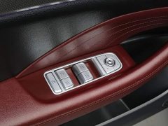 Hongqi H5 2.0T Automatic Intelligent Connected Flag Edition - фото 9