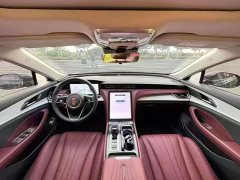 Hongqi H5 PHEV 170 super hybrid version - фото 5