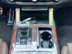 Hongqi Golden Sunflower Guoyao 2022 4.0T Monarch Flagship Edition 4 seats - фото 11