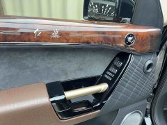 Hongqi Golden Sunflower Guoyao 2022 4.0T Monarch Flagship Edition 4 seats - фото 8