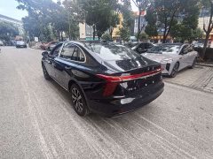 Hongqi H5 PHEV 2025 130 Hybrid Edition - фото 7