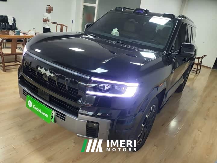 Fangchengbao Leopard 8 Zhiyong flagship version 7 seats - автомобиль из Китая