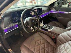 BMW 7 Series 2023 735Li M Sports Package - фото 3