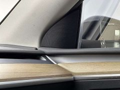 Tesla Model Y standard range rear-wheel drive version - фото 11