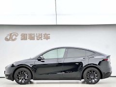 Tesla Model Y standard range rear-wheel drive version - фото 3