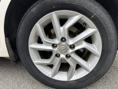 Nissan Tiida 1.6L CVT Smart Travel Edition - фото 6