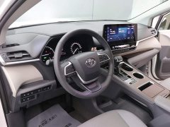 Grevia 2023 2.5L Hybrid Premium PLUS Edition - фото 13