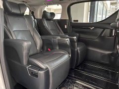 Toyota Wilfa Crown Dual Engine 2.5L HV Deluxe Edition - фото 7
