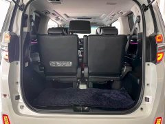 Toyota Wilfa Crown Dual Engine 2.5L HV Deluxe Edition - фото 9
