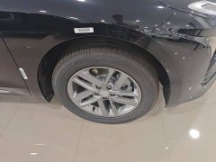 Hongqi E-QM5 610km PLUS - фото 6