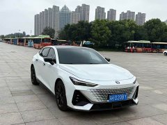 Changan UNI-V 1.5T Prestige Edition - фото 2