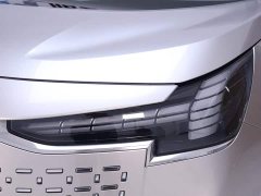 Volvo EM90 2025 Ultra six-seater - фото 4