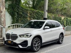 BMW X1 sDrive25Li Leading - фото 1