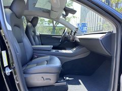 Tesla Model Y standard range rear-wheel drive version - фото 7