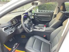 B70 4 Edition 1.5L CVTLuxury Version - фото 5