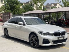 BMW 3 Series 320Li M Sports Package - фото 3