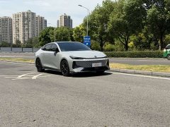 Changan UNI-V 1.5T Prestige Edition - фото 3