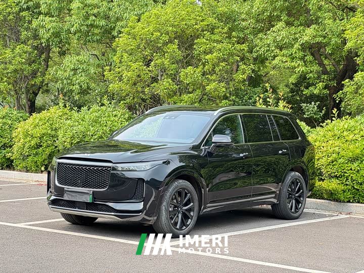 Li Auto Ideal ONE 2020 extended range 6-seater version - автомобиль из Китая