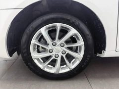 Geely Emgrand UP 1.5L CVT luxury - фото 17