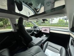 Tesla Model Y rear-wheel drive version - фото 14