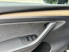 Tesla Model Y rear-wheel drive version - фото 9