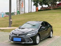 Toyota Camry 2.0G Deluxe Edition - фото 1