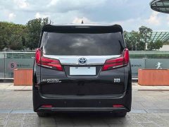Toyota Alphard 2021 Hybrid 2.5L Executive Edition - фото 17