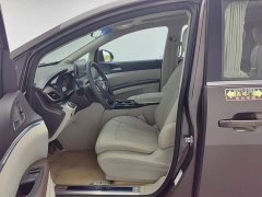 Buick GL8 Land Business Class Comfort Type - фото 10