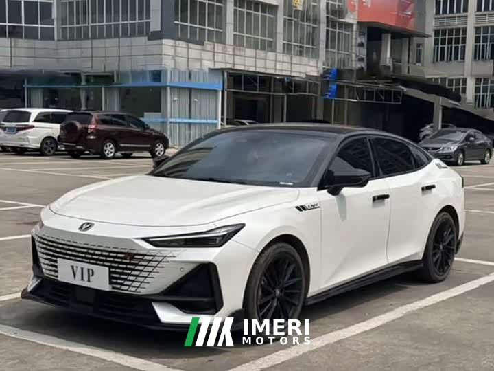 Changan UNI-V 2023 1.5T sports version - автомобиль из Китая