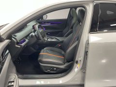 Changan UNI-V 1.5T premium - фото 10